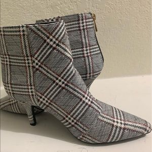 Glen Plaid Booties